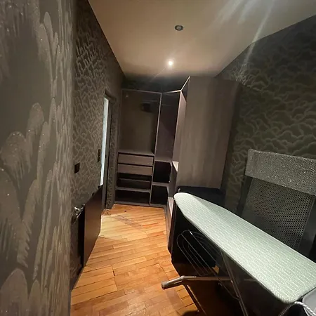 Spacieux Et Moderne Au Centre D'epinal Avec Ascenseur - Fr-1-589-595 Appartamento