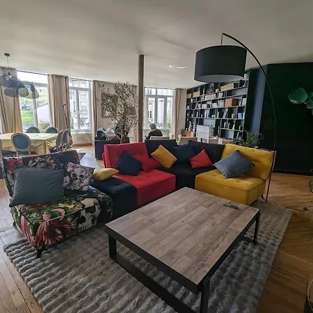 Spacieux Et Moderne Au Centre D'epinal Avec Ascenseur - Fr-1-589-595 Appartamento Épinal