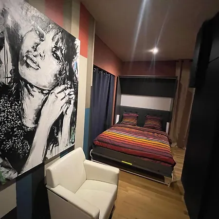 Spacieux Et Moderne Au Centre D'epinal Avec Ascenseur - Fr-1-589-595 Appartamento *